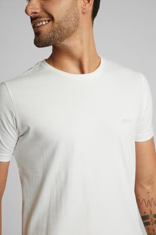 Camiseta off-white King & Joe no perfil da E'toiss